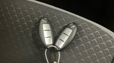 Nissan Juke 1.0 DiG-T N-Connecta 5dr DCT Petrol Hatchback